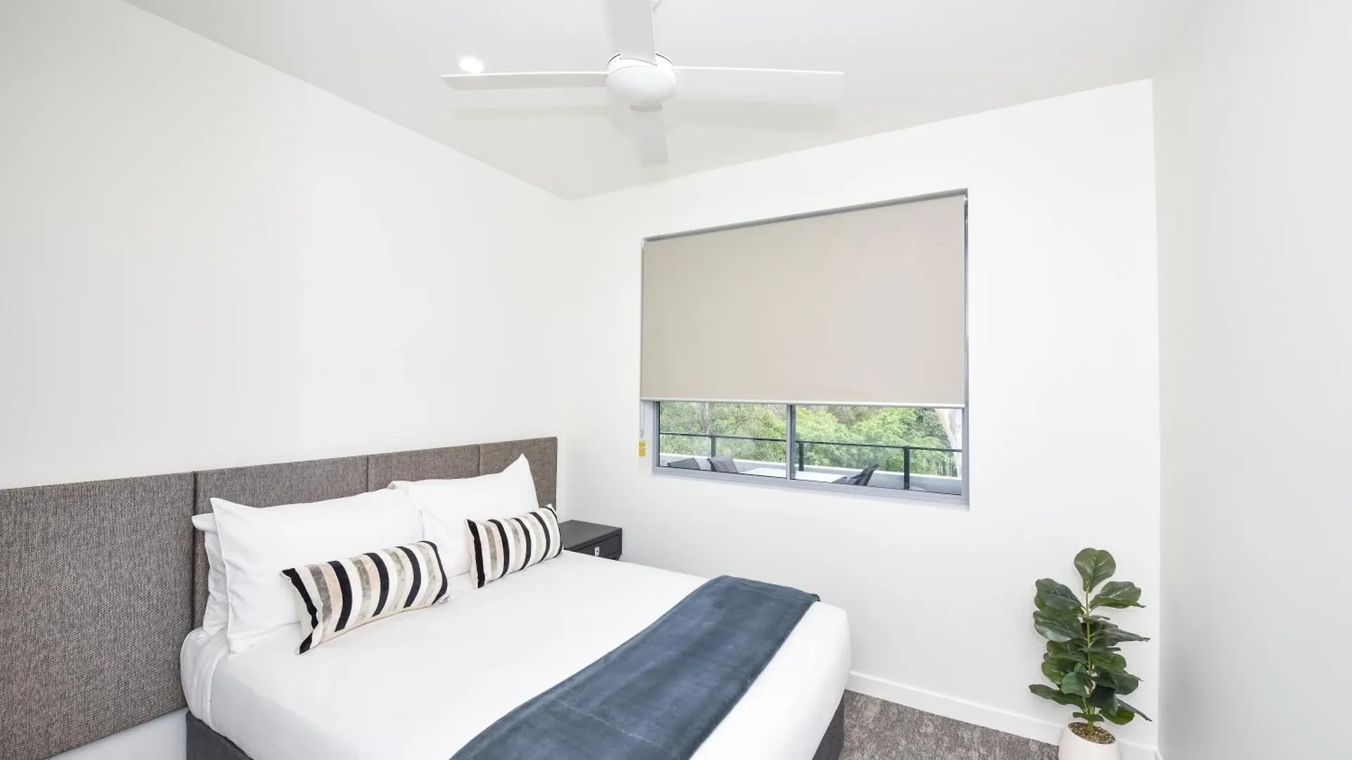 מלון Brisbane International Virginia